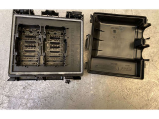 Блок предохранителей  JX6T-14A003-AB, JX6T-14A094-AE   Ford Focus    