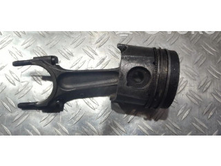 Píst    Peugeot 406     