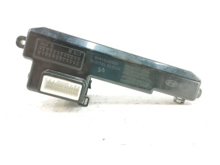 Дисплей    945101K000   Hyundai ix20