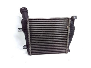 Интеркулер  8ML376729571, 99000956   Volkswagen Touareg II 