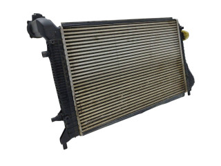 Интеркулер  1K0145928D   Volkswagen Caddy 