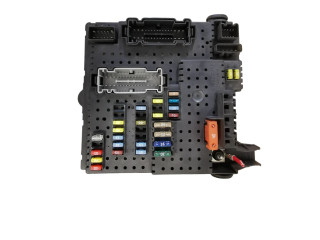   Pojistková skříňka 30786646, 28080156   Volvo S60 2006