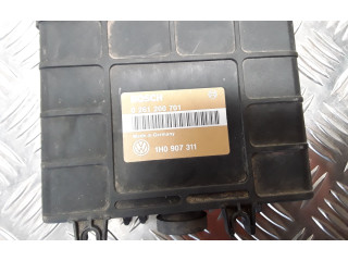 Řídící jednotka 1H0907311, 0261200701   Volkswagen Golf III 1995