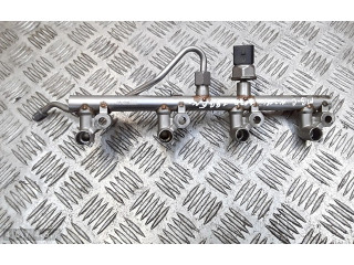 Vstřikovací lišta a2710705495   Mercedes-Benz C W204     