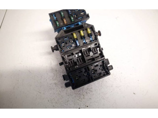 Блок предохранителей  8200003634, 8200003634   Renault Espace -  Grand espace IV    