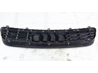 Верхняя решётка Audi A3 S3 8L 1996-2003 года 8l0853651a      