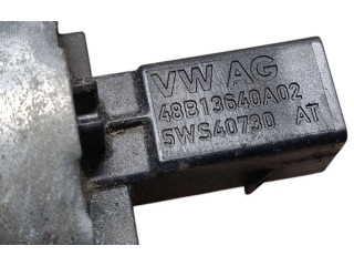Топливная рампа 03L130089B, 03L906051   Volkswagen Caddy   для двигателя CAYD