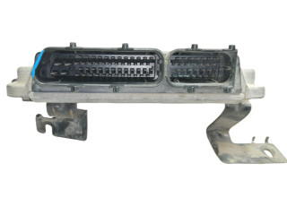 Блок управления двигателя 0281001759, 038906013   Volkswagen Golf SportWagen