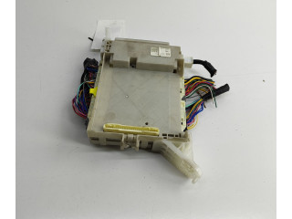 Блок предохранителей 8273048A30, 3B0513191   Lexus RX 330 - 350 - 400H    