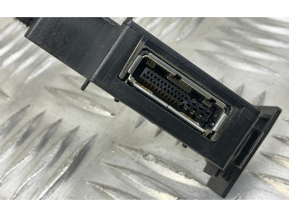 Разъем iPod 4F0035727, 4F0035909   Volkswagen Touareg II