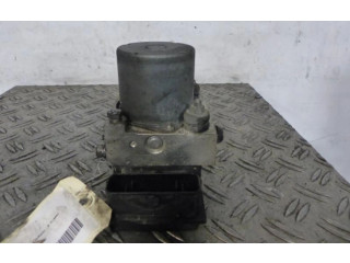 Jednotka ABS 7701064509   Renault Trafic II (X83) 2001