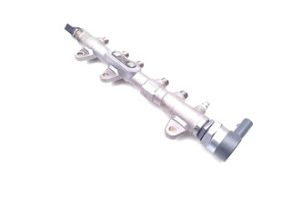 Vstřikovací lišta 8514154   BMW 2 F22 F23  pro naftový motor 2.0 B47D20A 220d
