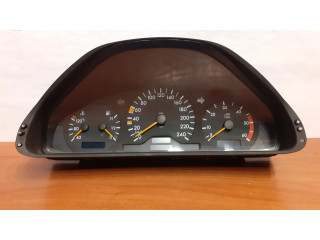 Přístrojová deska  Mercedes-Benz E W210 1999 6992, 87001345  