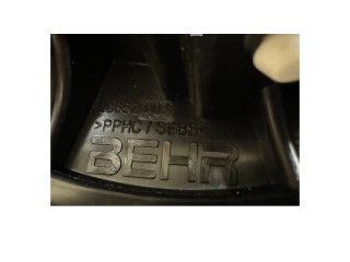 Вентилятор печки    U0852003   Audi Q5 SQ5