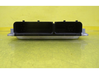 Řídící jednotka 038906019CD, 0281010218   Volkswagen PASSAT B5.5 2003