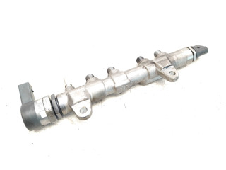 Vstřikovací lišta 851162903, 0445213026   BMW 1 F20 F21  pro naftový motor 1.5 B37D15 