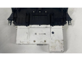 Дисплей    8329060251   Toyota Land Cruiser (J100)