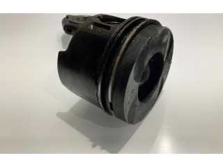 Píst    Mercedes-Benz E W211    648.961 