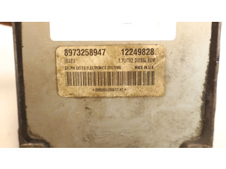 Блок управления двигателем Блок управления 8973258947   Opel Meriva A