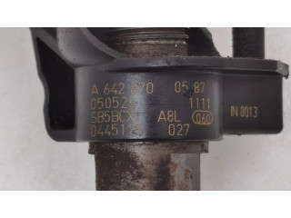 Vstřikovač 0445115027, A6420700587   Mercedes-Benz ML W164  pro naftový motor 3.0  