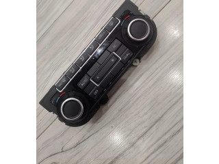 Блок управления климат-контролем 5K0907044AJ   Volkswagen Golf VI