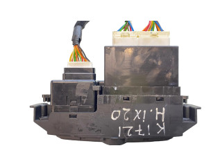 Дисплей    945101K000   Hyundai ix20