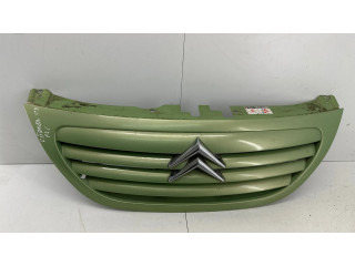 Передняя решётка Citroen C3 2002-2004 года 9647156577      