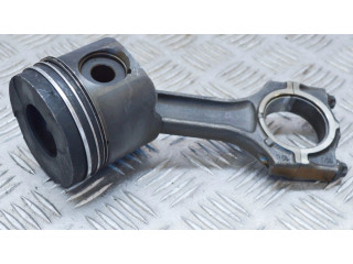 Píst    BMW 5 E39  pro naftový motor 2.5 M57 D25 (256D1) 