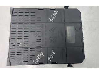 Блок предохранителей 20977771, 967847688001   Citroen Jumpy    