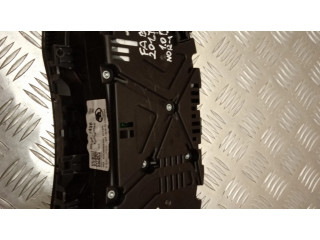 Přístrojová deska  Skoda Fabia Mk3 (NJ) 2016 6V0920740B  