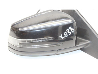 Zpětné zrcátko  Mercedes-Benz A W176 2014  A1768100216, 7PIN  