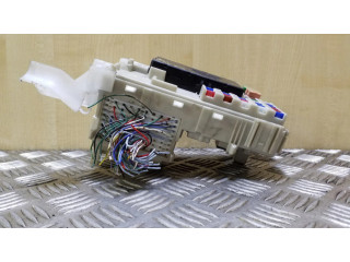 Блок предохранителей 8264102060, MB2323008531   Toyota Corolla E120 E130    