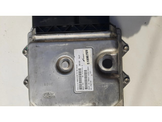 Блок управления двигателя 8GSFH9, 51896769   Fiat 500