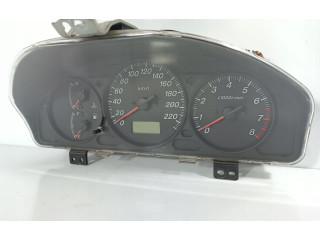 Přístrojová deska  Mazda 323 2001   
