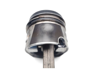 Píst AWX   Audi A6 S6 C5 4B    AWX 