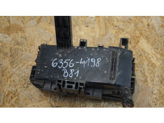   Pojistková skříňka 63564198   Nissan Navara D40 2008