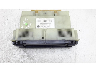 Блок управления климат-контролем 3B1907044A, 5HF00761702   Volkswagen PASSAT