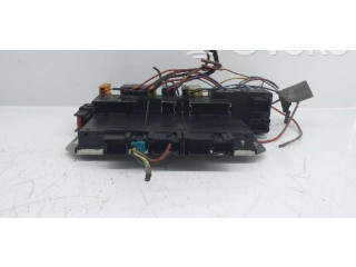  Pojistková skříňka A0275454532   Mercede-Benz S W220 2000