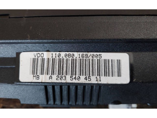 Přístrojová deska  Mercedes-Benz C W203 2002 A2035404511, 110080169005  