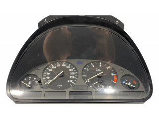 Přístrojová deska  BMW 5 E39 2001 8372359, 62118372359  