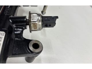 Vstřikovací lišta 9681909680, 968190968003   Peugeot 3008 I    RHC8 
