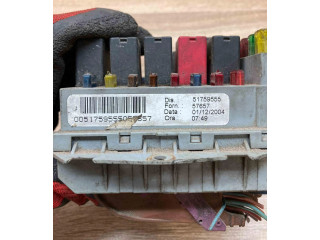   Pojistková skříňka 51759555, WithPlug   Fiat Stilo 2000