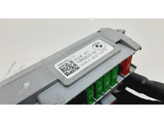 Блок предохранителей 9350313   BMW 5 G30 G31    