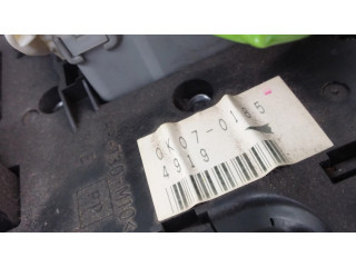   Pojistková skříňka 285519F924, 0K070185   Nissan Primera 2001