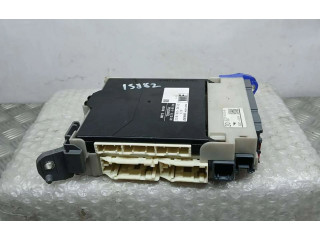 Блок предохранителей 8922160520, 2381002612   Toyota Land Cruiser (HDJ90)    