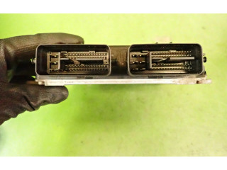 Блок управления двигателем ECU       Mitsubishi Colt