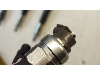 Vstřikovač 6C1Q9K546AC, 11M15971   Citroen Jumper  pro naftový motor 2.2  