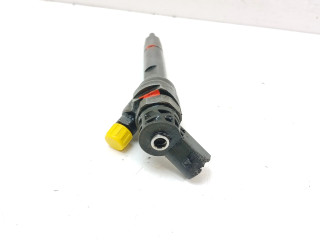 Форсунка 0445110414, H8201055367    Opel Vivaro для дизельного двигателя  1.6