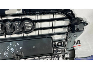 Верхняя решётка Audi A3 S3 8V 2013-2019 года 8V3853651      