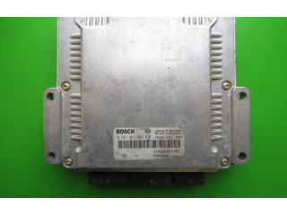Řídící jednotka 8200233343, 0281011087   Volvo S40, V40 2003